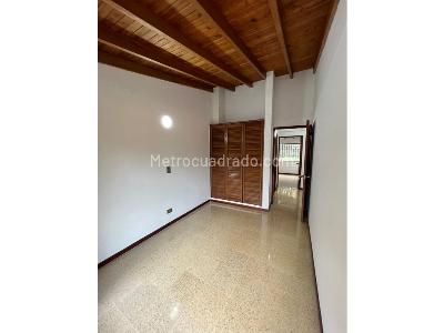 Casa de 4 alcobas en venta en Bosques El Chuscal, Envigado, 204 m² · foto 19 de 20