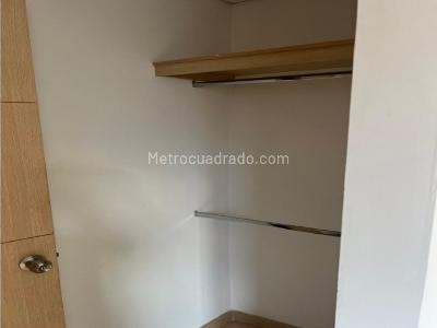 Apartamento de 3 alcobas en venta en Machado, Bello, 80 m² · foto 5 de 13