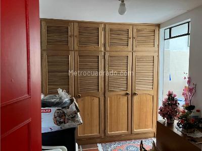 Casa de 5 alcobas en venta en San Felix, Bello, 256 m² · foto 12 de 16