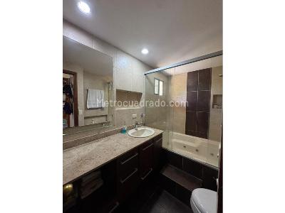 Casa de 3 alcobas en venta en Cumbres, Envigado, 250 m² · foto 8 de 18