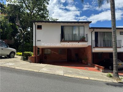 Casa de 3 alcobas en venta en Cumbres, Envigado, 250 m² · foto 18 de 18