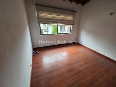 Casa de 3 alcobas en venta en Loma Del Esmeraldal, Envigado, 240 m² · foto 9 de 20