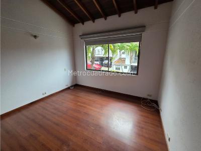 Casa de 3 alcobas en venta en Loma Del Esmeraldal, Envigado, 240 m² · foto 16 de 20