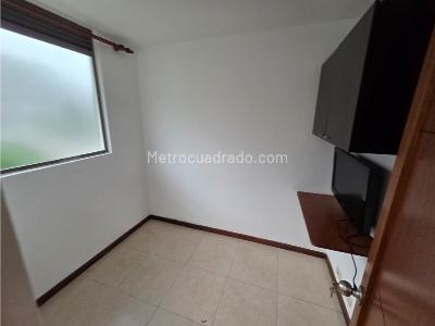 Casa de 3 alcobas en venta en Loma Del Esmeraldal, Envigado, 240 m² · foto 18 de 20