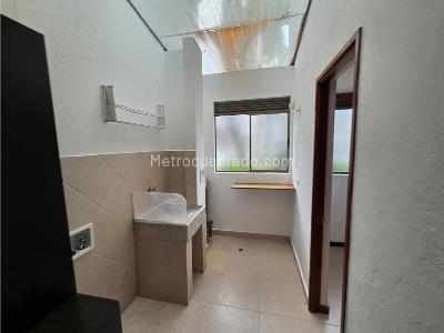 Casa de 3 alcobas en venta en Loma Del Esmeraldal, Envigado, 240 m² · foto 19 de 20