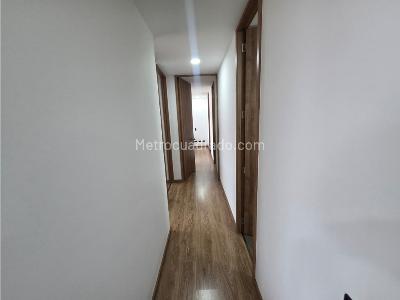 Apartamento de 3 alcobas en venta en El Trianon, Envigado, 84 m² · foto 4 de 8