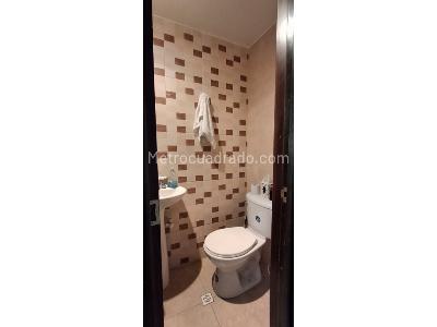 Casa de 3 alcobas en venta en Cabañas, Bello, 194 m² · foto 11 de 17