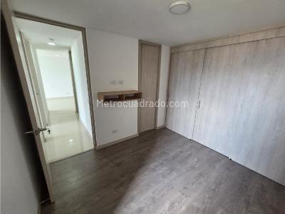 Apartamento de 3 alcobas en venta en La Doctora, Sabaneta, 67 m² · foto 7 de 14