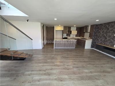 Apartamento de 4 alcobas en venta en Loma De Las Brujas, Envigado, 205 m² · foto 4 de 20
