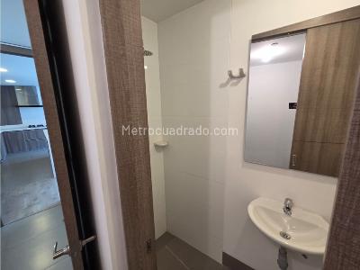Apartamento de 4 alcobas en venta en Loma De Las Brujas, Envigado, 205 m² · foto 10 de 20
