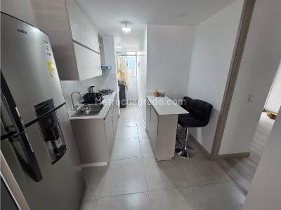 Apartamento de 2 alcobas en venta en Aves Maria, Sabaneta, 84 m² · foto 2 de 15