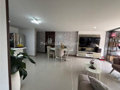 Apartamento de 3 alcobas en venta en Aves Marias, Sabaneta, 107 m² · foto 6 de 13