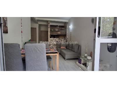 Apartamento de 3 alcobas en venta en Navarra Bello, Bello, 57 m² · foto 2 de 15