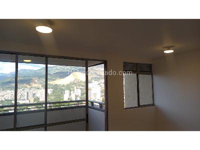 Apartamento de 3 alcobas en venta en Amazonia, Bello, 62 m² · foto 2 de 15