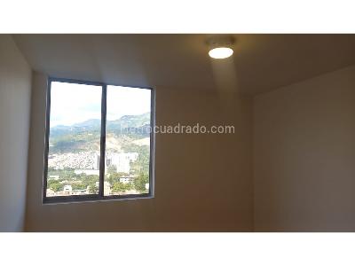 Apartamento de 3 alcobas en venta en Amazonia, Bello, 62 m² · foto 6 de 15