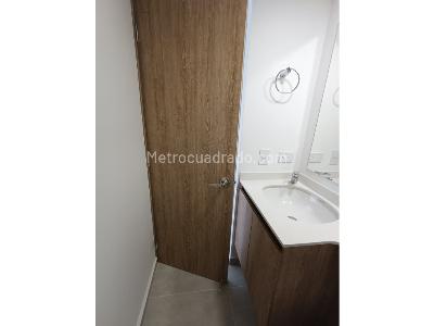 Apartamento de 3 alcobas en venta en Amazonia, Bello, 62 m² · foto 12 de 15