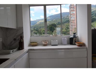 Apartamento de 4 alcobas en arriendo en El Poblado, Medellín, 210 m² · foto 3 de 20