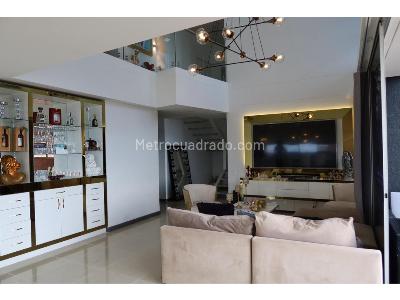 Apartamento de 4 alcobas en arriendo en El Poblado, Medellín, 210 m² · foto 9 de 20