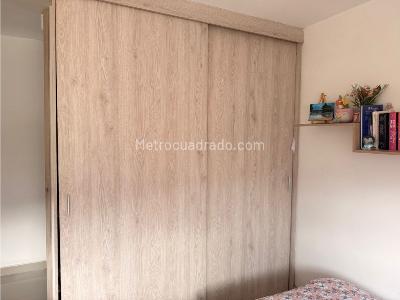 Apartamento de 3 alcobas en venta en Bello Ciudad De Los Puertos, Bello, 92 m² · foto 5 de 11