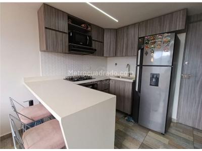 Apartamento de 2 alcobas en venta en Niquia, Bello, 62 m² · foto 2 de 20