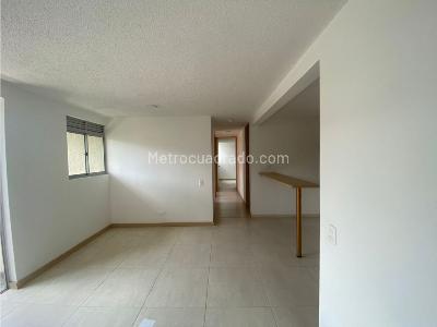 Apartamento de 3 alcobas en venta en Amazonia, Bello, 67 m² · foto 4 de 15