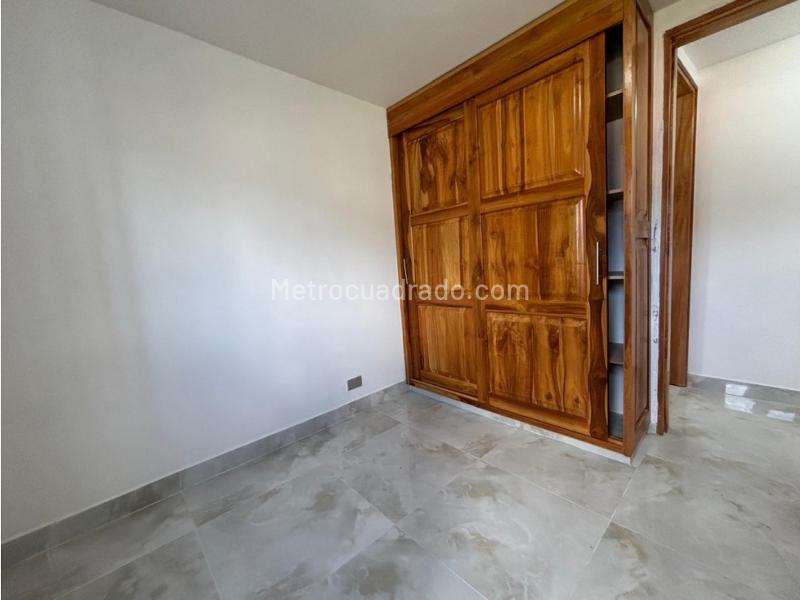 Piso – Bello - Vista 5