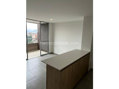 Apartamento de 3 alcobas en venta en Sabaneta Loma De San Jose, Sabaneta, 67 m² · foto 2 de 14
