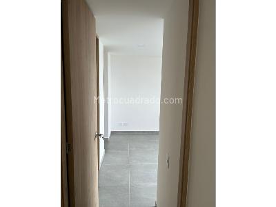 Apartamento de 3 alcobas en venta en Sabaneta Loma De San Jose, Sabaneta, 67 m² · foto 9 de 14
