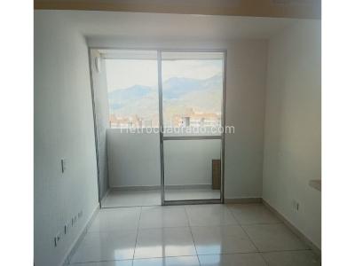 Apartamento de 3 alcobas en venta en Bello Ciudad De Los Puertos, Bello, 55 m² · foto 4 de 15