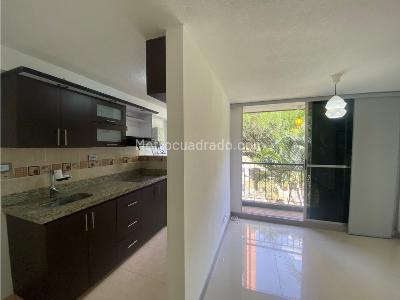 Apartamento en venta en Calasanz, Medellín · foto 2 de 16