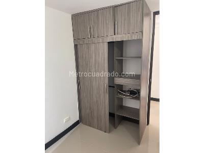 Apartamento de 3 alcobas en venta en Madera, Bello, 57 m² · foto 5 de 14