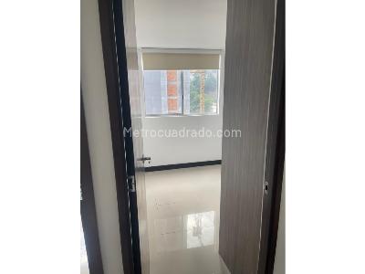 Apartamento de 3 alcobas en venta en Madera, Bello, 57 m² · foto 7 de 14