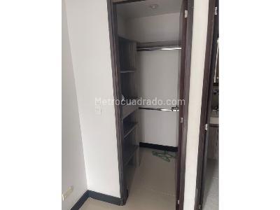 Apartamento de 3 alcobas en venta en Madera, Bello, 57 m² · foto 12 de 14
