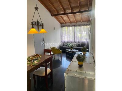 Apartamento en venta en Loma Del Esmeraldal, Envigado · foto 4 de 11