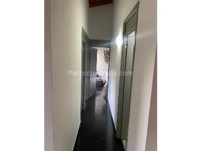 Apartamento en venta en Loma Del Esmeraldal, Envigado · foto 5 de 11