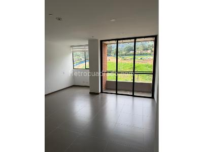 Apartamento en venta en Envigado, Medellín · foto 4 de 10