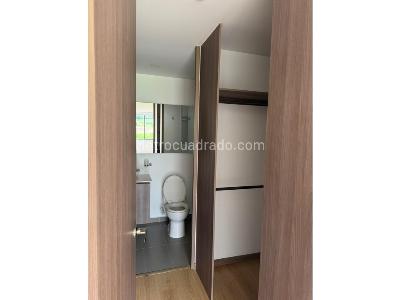Apartamento en venta en Envigado, Medellín · foto 8 de 10