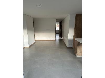 Apartamento de 3 alcobas en venta en Sabaneta Loma De San Jose, Sabaneta, 78 m² · foto 3 de 16