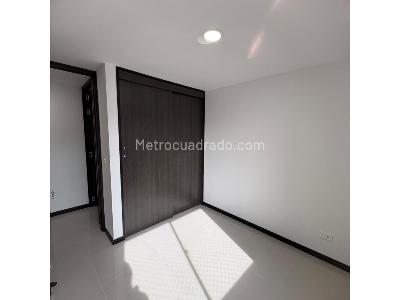 Apartamento de 3 alcobas en venta en Niquia, Bello, 70 m² · foto 10 de 15