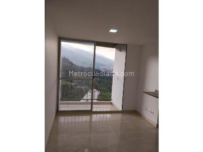 Apartamento de 3 alcobas en venta en San Jose, Sabaneta, 58 m² · foto 4 de 13