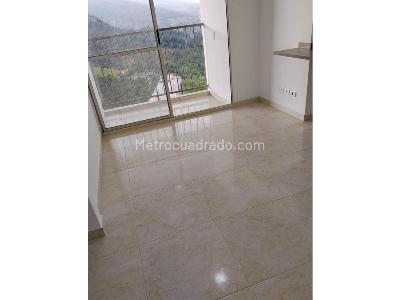 Apartamento de 3 alcobas en venta en San Jose, Sabaneta, 58 m² · foto 5 de 13