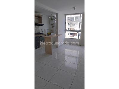 Apartamento de 2 alcobas en venta en Navarra Bello, Bello, 45 m² · foto 2 de 8