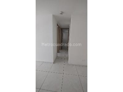 Apartamento de 2 alcobas en venta en Navarra Bello, Bello, 45 m² · foto 3 de 8