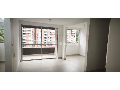 Apartamento de 2 alcobas en venta en Sabaneta Loma De San Jose, Sabaneta, 73 m² · foto 4 de 13