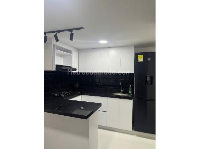 Apartamento de 3 alcobas en venta en Ciudad De Los Puerto Bello, Bello, 55 m² · foto 2 de 20