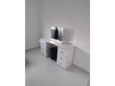 Apartamento de 3 alcobas en venta en Ciudad De Los Puerto Bello, Bello, 55 m² · foto 12 de 20
