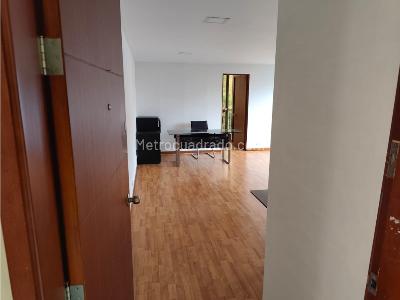 Oficina en Arriendo, Poblado, Medellín