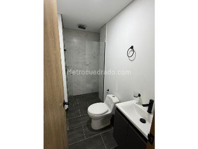 Apartamento de 2 alcobas en venta en Alto De Las Flores, Sabaneta, 52 m² · foto 3 de 7