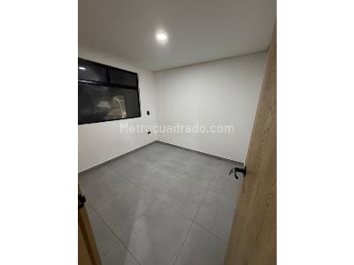 Apartamento de 2 alcobas en venta en Alto De Las Flores, Sabaneta, 52 m² · foto 4 de 7