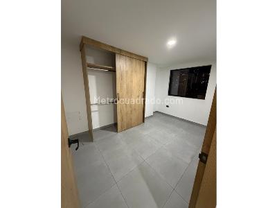 Apartamento de 2 alcobas en venta en Alto De Las Flores, Sabaneta, 52 m² · foto 5 de 7
